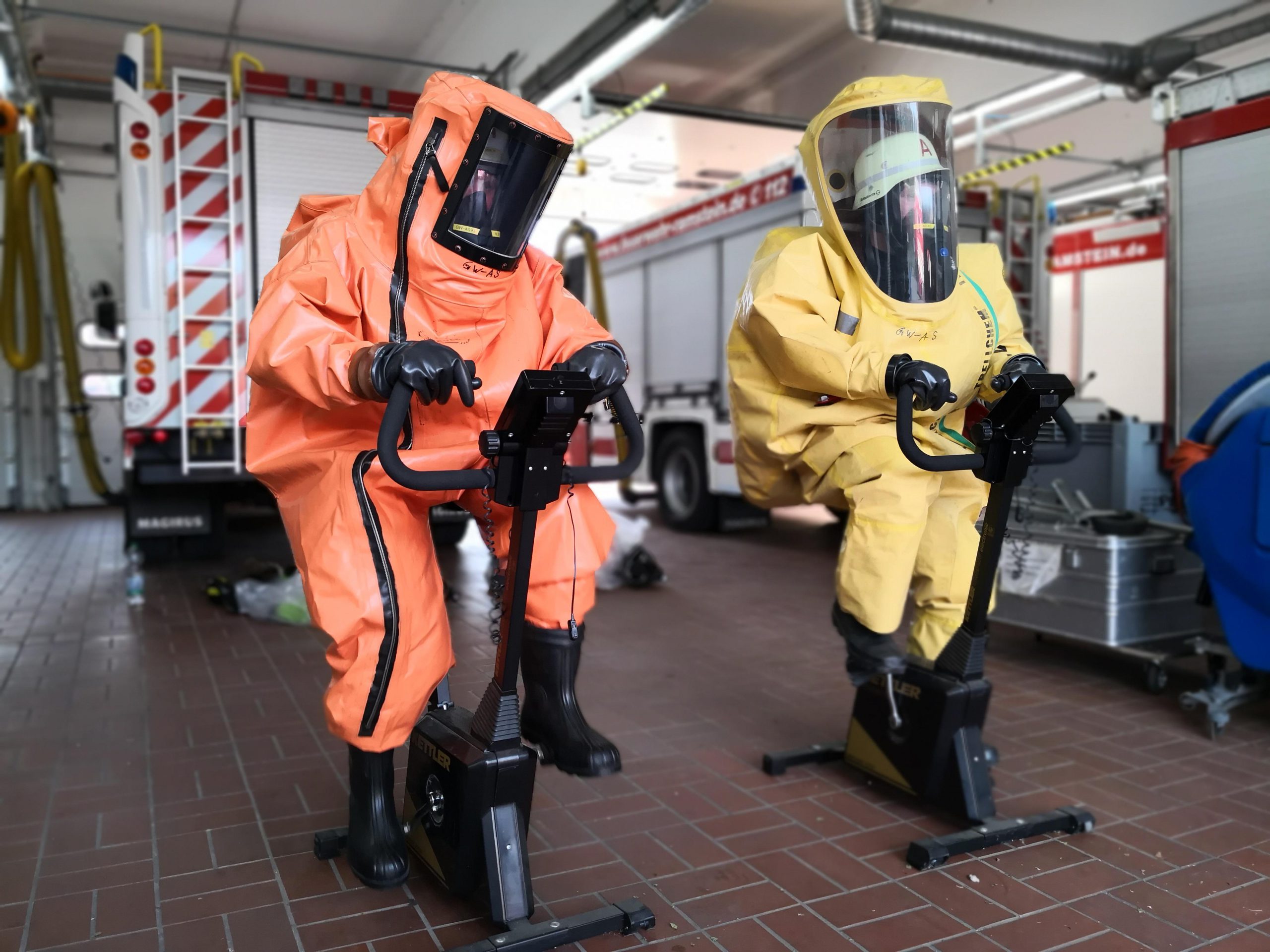 Nicht grillen, sondern garen im eigenen Saft.