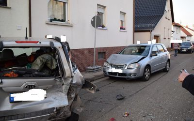 248 – 19.09.2019 – Verkehrsunfall – Miesenbach