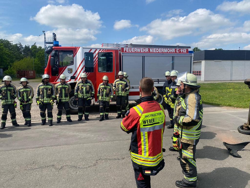 TH-Ausbildung Patientengerechte Unfallrettung durch die Firma Weber Rescue