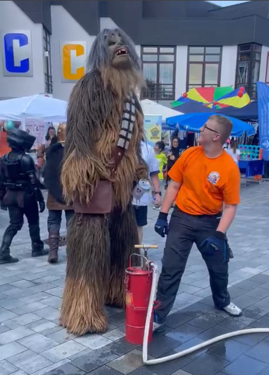 Jebacca unterstützt Jugendfeuerwehr